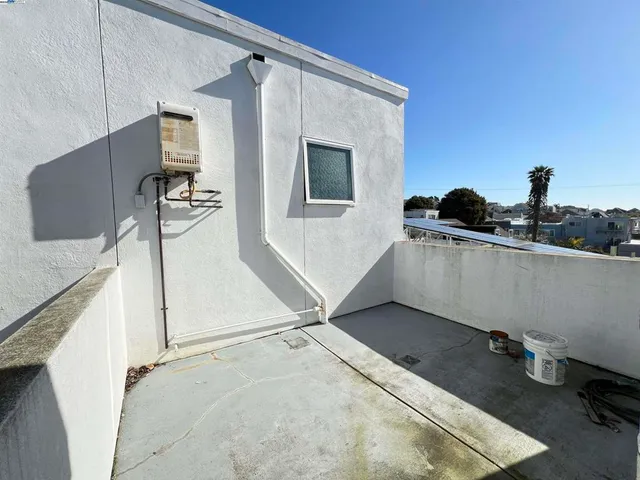 a view of a storage & utility room