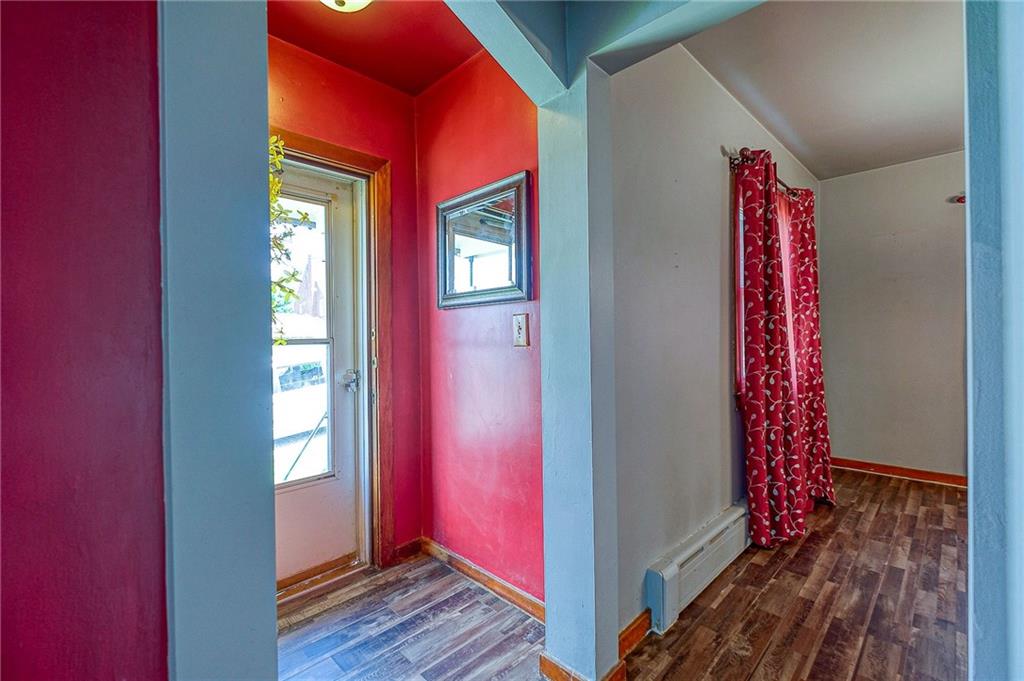 2812 Reiter Road Pittsburgh, PA 15235 - Photo 4 of 25 Gallery Image 4