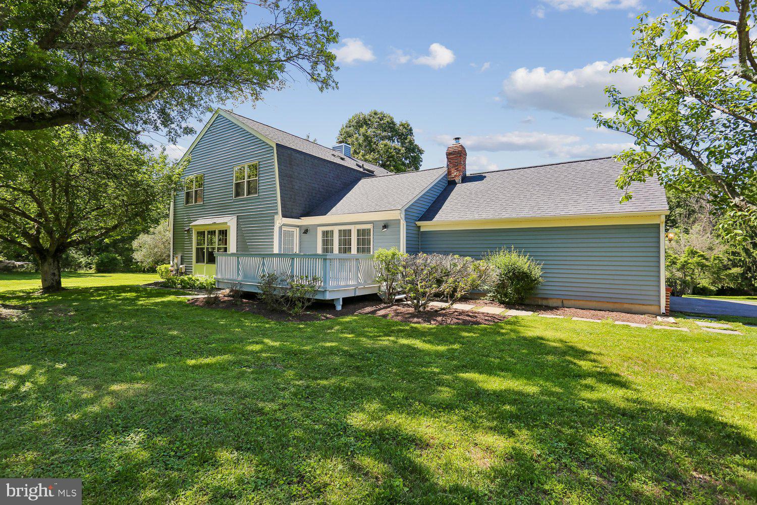 20920 Sunnyacres Road Gaithersburg, MD 20882 - Photo 2 of 64 Picturesque 1.37 acre lot