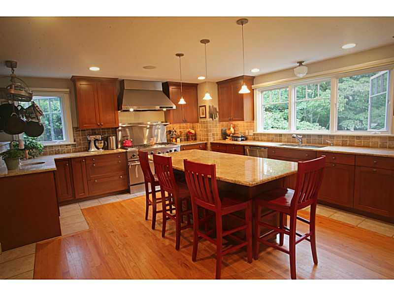37 Standish Road Jamestown, RI 02835 - Photo 6 of 21 Kitchen.