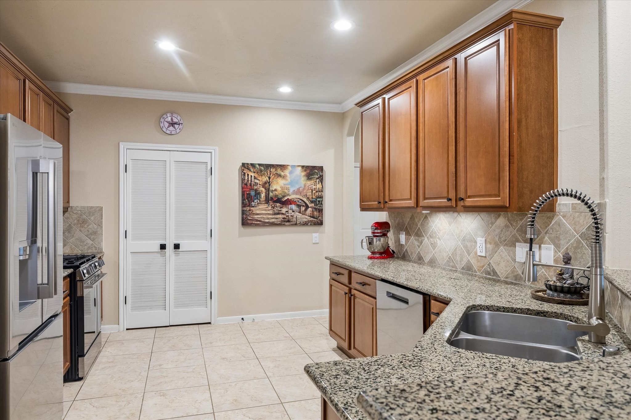 14 Fitzroy Place Conroe, TX 77384 - Photo 14 of 31