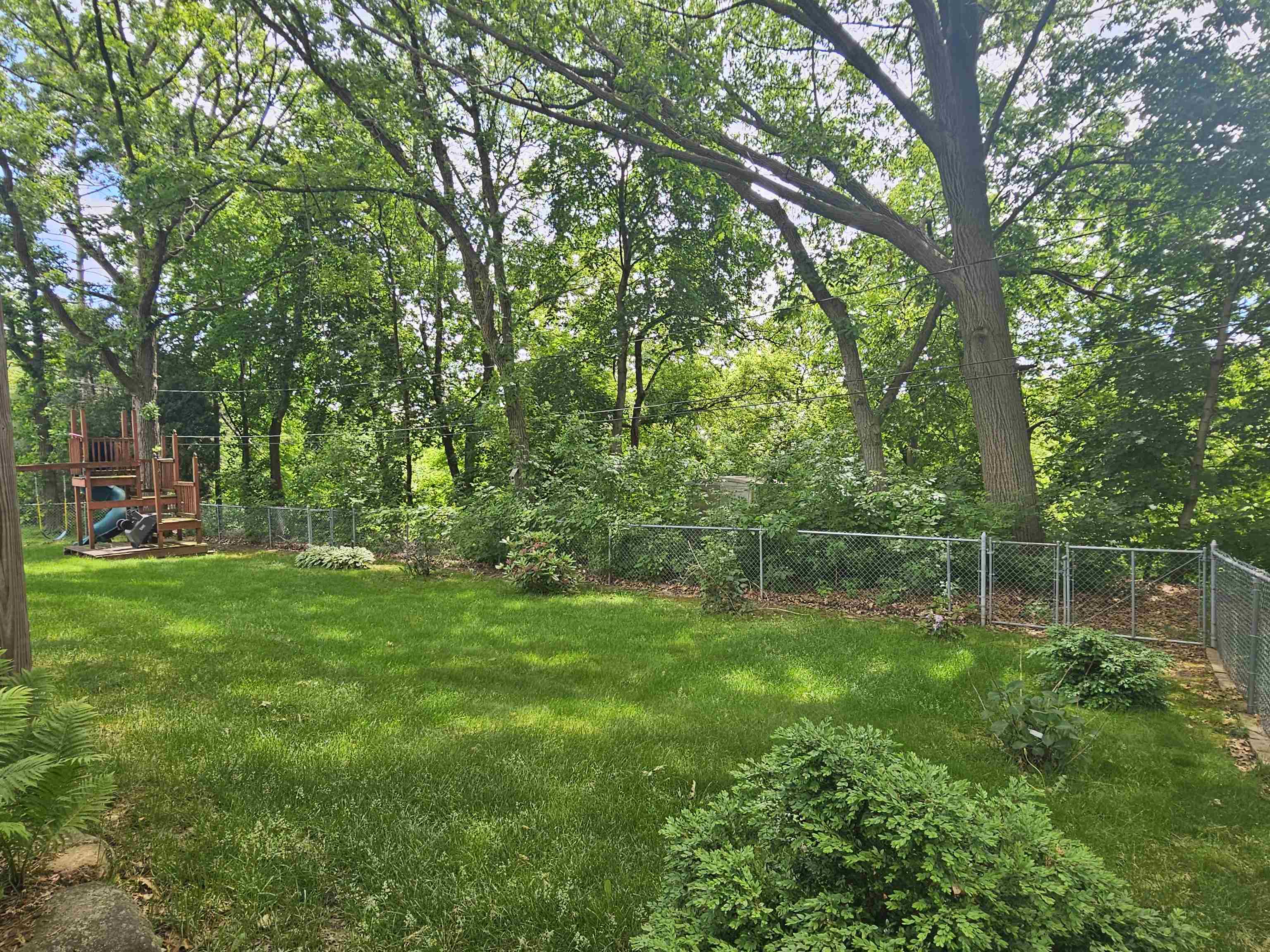500 Riverside Drive Waterloo, WI 53594 - Photo 8 of 33