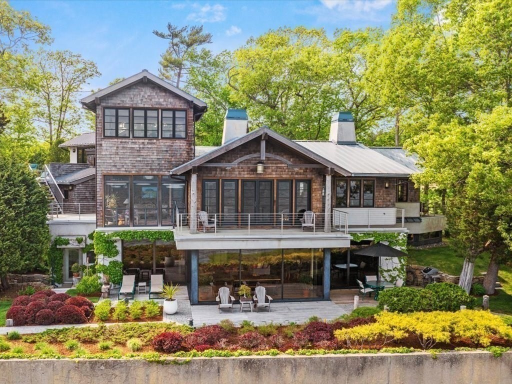 675 Bay Road Duxbury, MA 02332 - Photo 1 of 42 Gallery Image 1