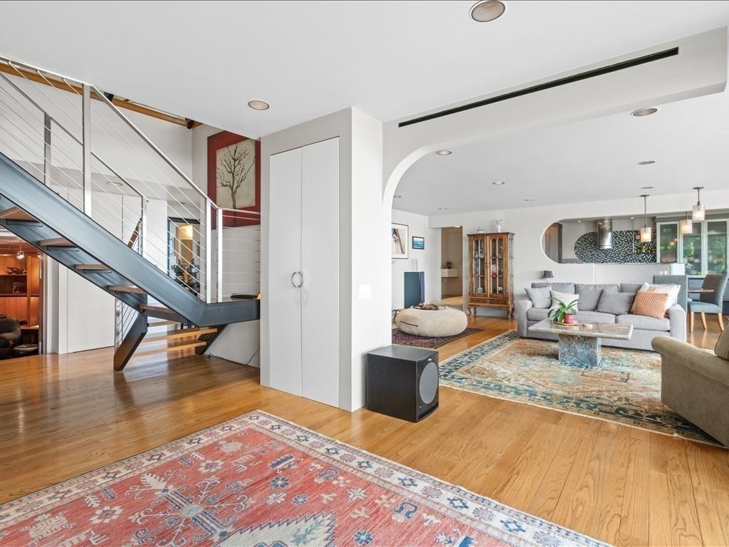 675 Bay Road Duxbury, MA 02332 - Photo 17 of 42 Gallery Image 17
