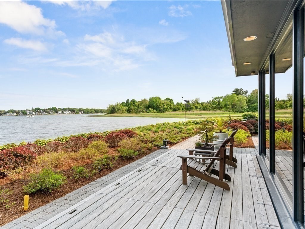 675 Bay Road Duxbury, MA 02332 - Photo 8 of 42 Gallery Image 8