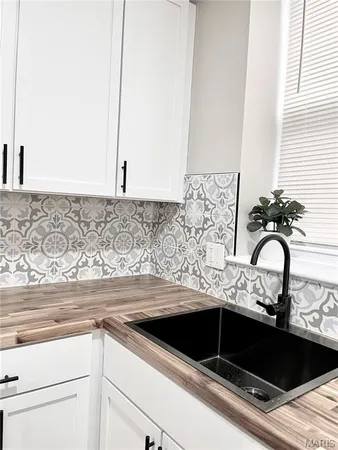 $1,350 | 3318 Illinois Avenue, Unit 2F, St. Louis, MO 63118