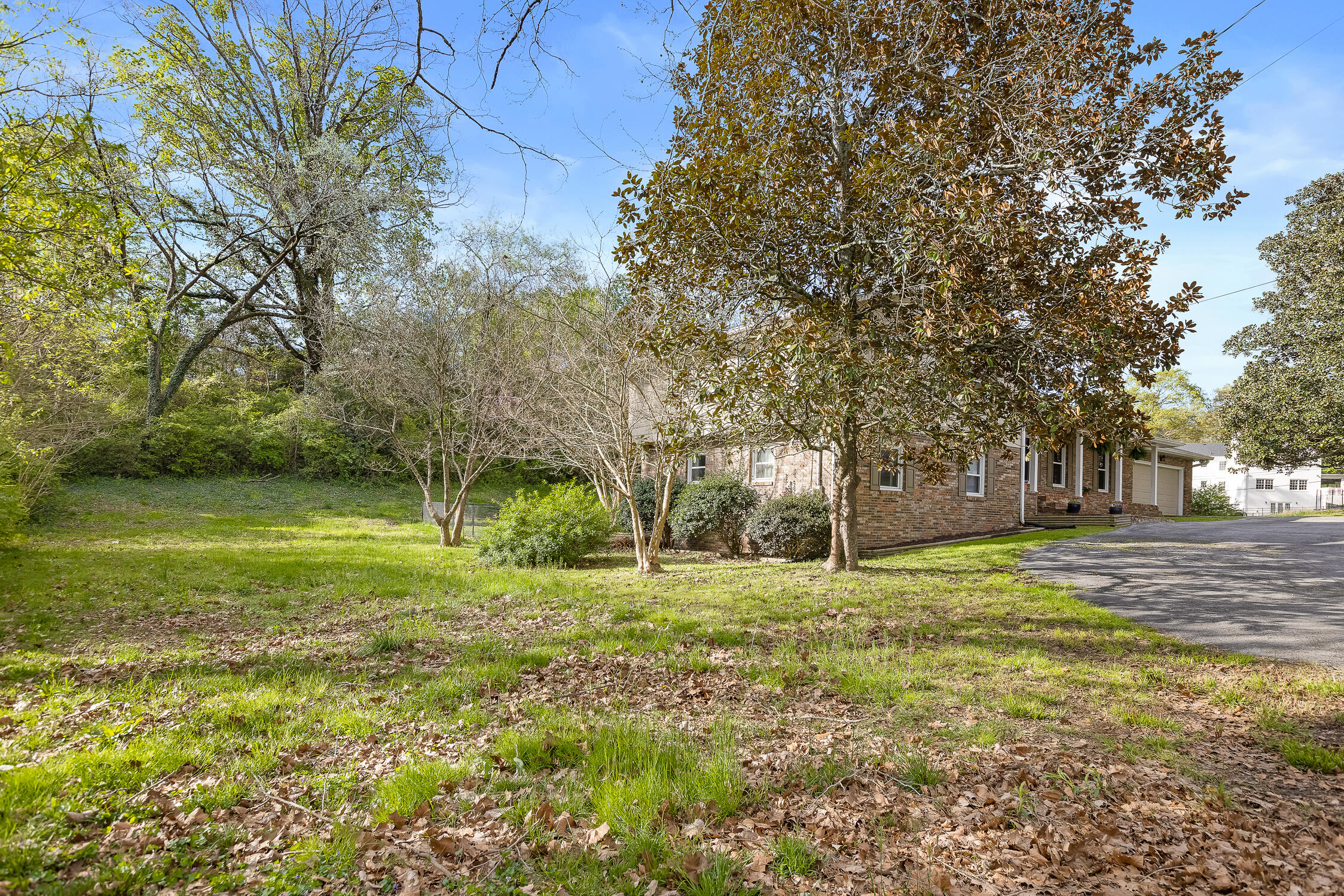 398 Shallowford Road Chattanooga, TN 37411 - Photo 45 of 47 398 Shallowford