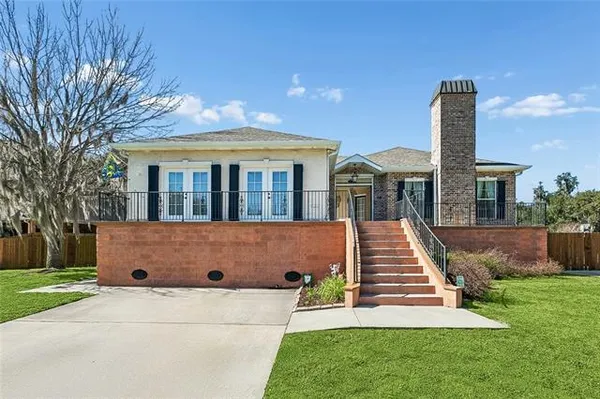 $390,000 | 108 Jessica Lane, Belle Chasse, LA 70037