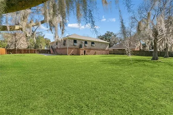 $390,000 | 108 Jessica Lane, Belle Chasse, LA 70037