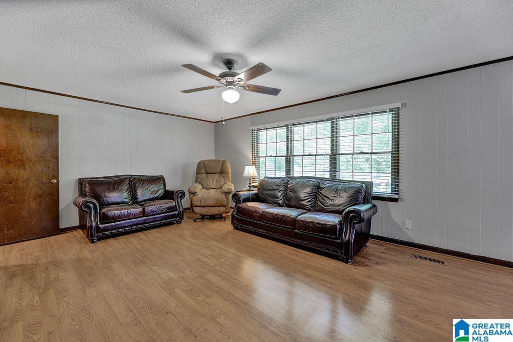 4724 Caldwell Mill Road Birmingham, AL 35243 - Photo 6 of 20