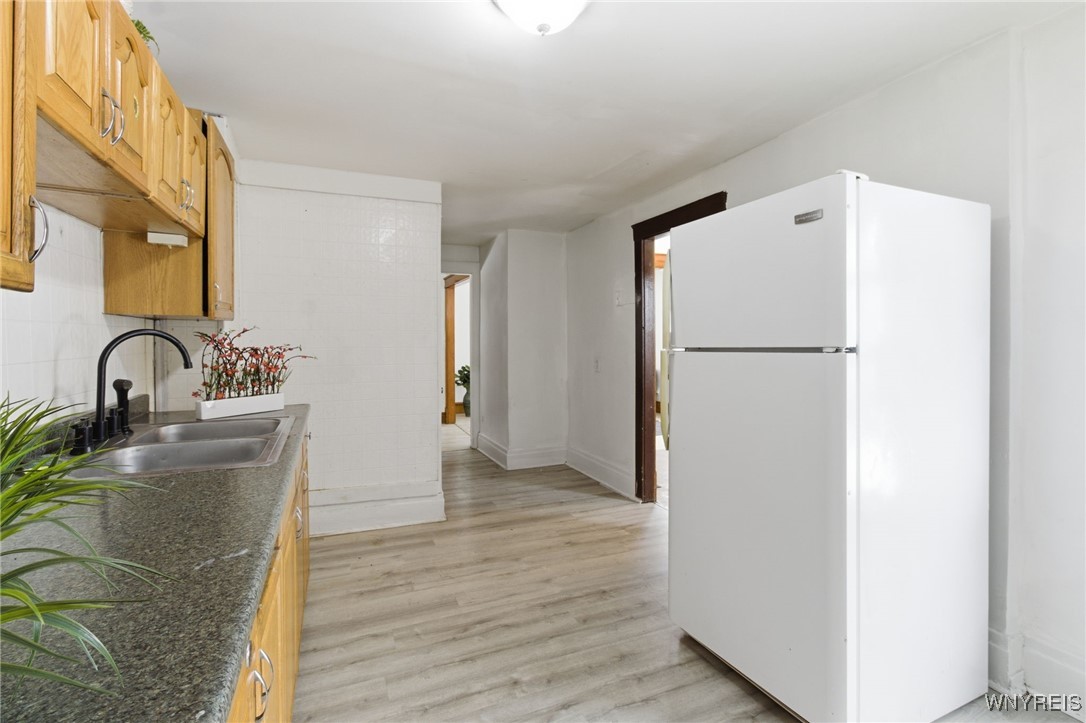 466 24th Street Niagara Falls, NY 14303 - Photo 13 of 33 Left kitchen