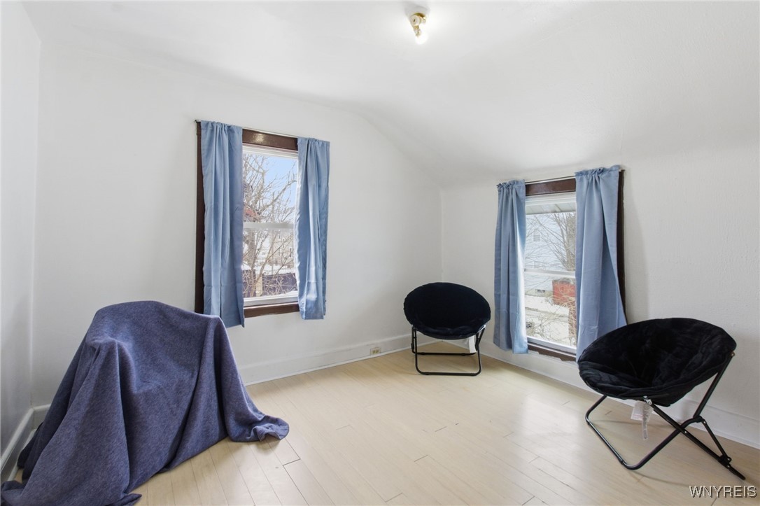 466 24th Street Niagara Falls, NY 14303 - Photo 18 of 33 Left second bedroom