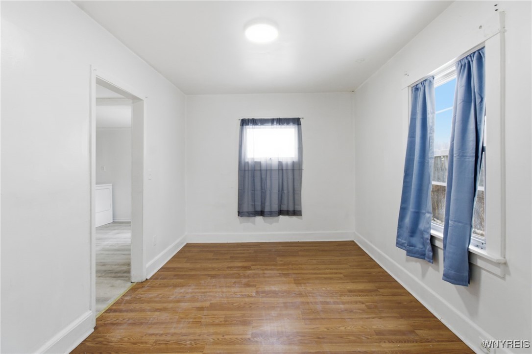 466 24th Street Niagara Falls, NY 14303 - Photo 24 of 33 Right dining room