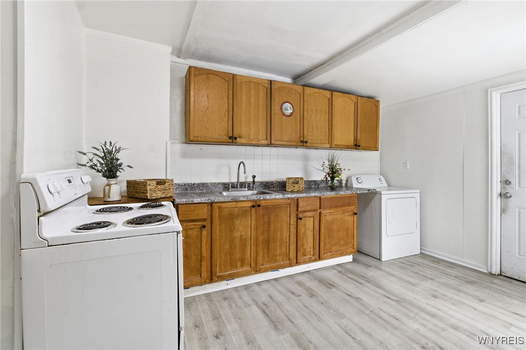 466 24th Street Niagara Falls, NY 14303 - Photo 26 of 33 Right kitchen