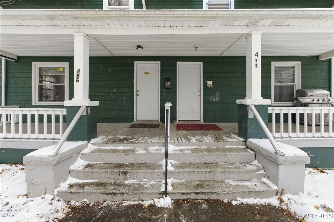 466 24th Street Niagara Falls, NY 14303 - Photo 4 of 33 Separate entrances