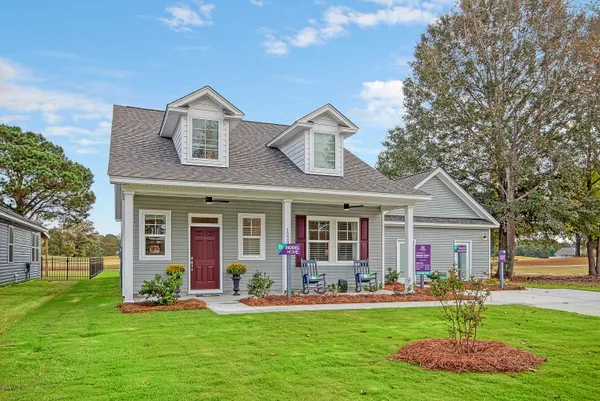 $296,000 | 1238 Deercreek Drive, Manning, SC 29102