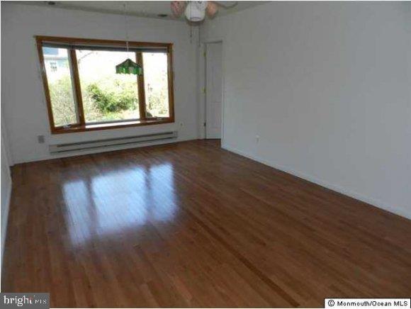 34 Smith Road Toms River, NJ 08755 - Photo 4 of 15 Gallery Image 4