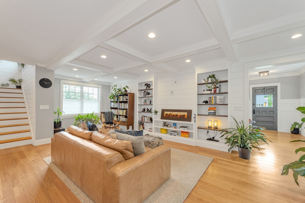11 Chase Avenue, Unit 1 Lexington, MA 02421 - Photo 3 of 40