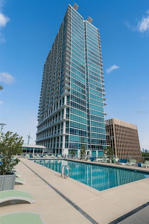 a view of a tall building