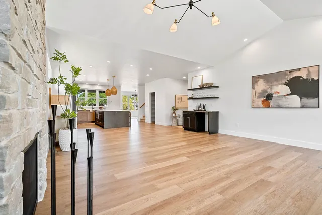 $825,000 | 1871 Ledgeview Road, De Pere, WI 54115