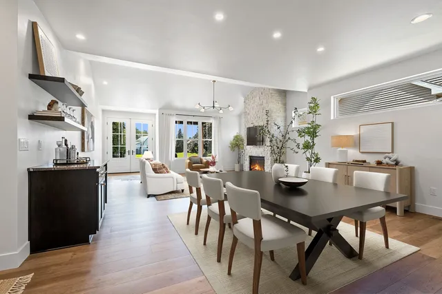 $825,000 | 1871 Ledgeview Road, De Pere, WI 54115