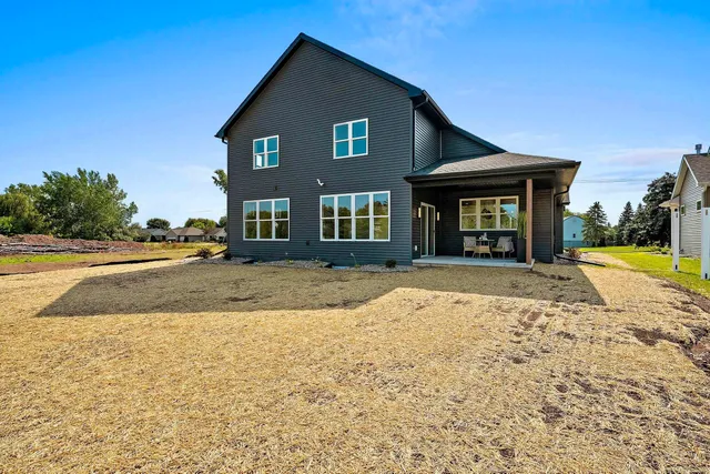 $825,000 | 1871 Ledgeview Road, De Pere, WI 54115