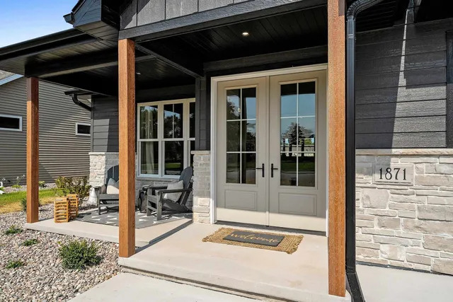 $825,000 | 1871 Ledgeview Road, De Pere, WI 54115