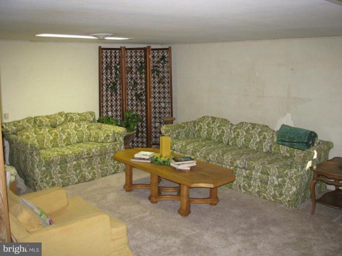 45335 Scotch Neck Road Hollywood, MD 20636 - Photo 15 of 23 Family Room