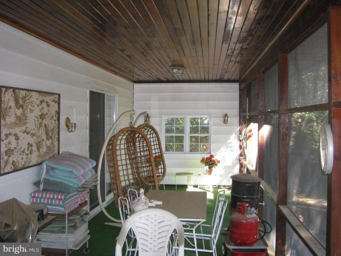 45335 Scotch Neck Road Hollywood, MD 20636 - Photo 23 of 23 Screened-in Porch