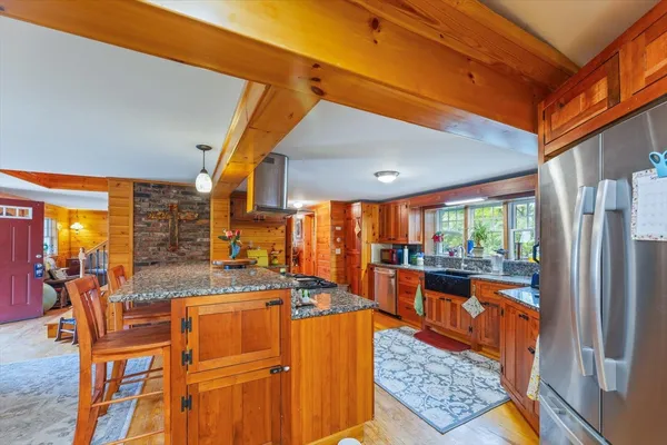 $685,000 | 801 Highway 12, Fitzwilliam, NH 03447