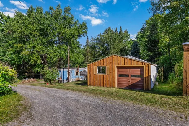 $685,000 | 801 Highway 12, Fitzwilliam, NH 03447