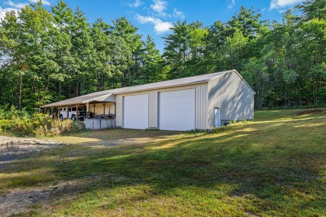 $685,000 | 801 Highway 12, Fitzwilliam, NH 03447