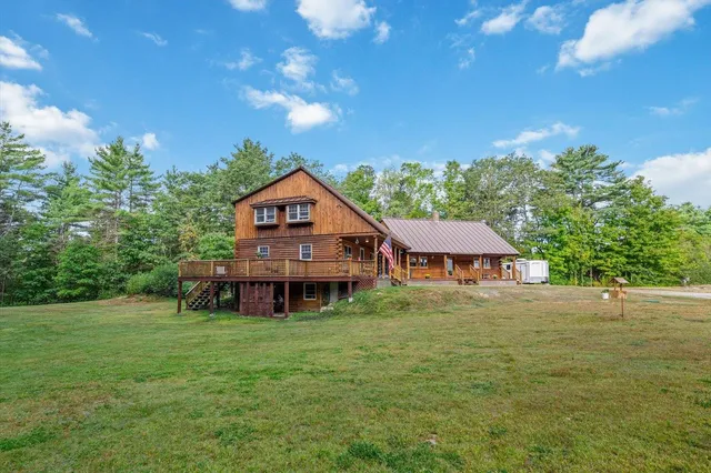 $685,000 | 801 Highway 12, Fitzwilliam, NH 03447