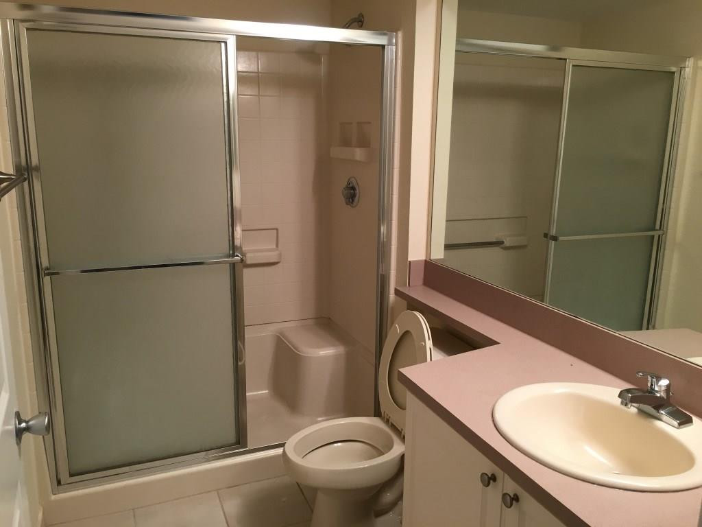 6384 West Sample Road, Unit 6384 Coral Springs, FL 33067 - Photo 15 of 21 Bathroom 2 Upstairs