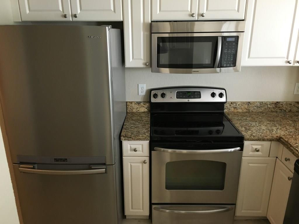 6384 West Sample Road, Unit 6384 Coral Springs, FL 33067 - Photo 4 of 21 Kitchen