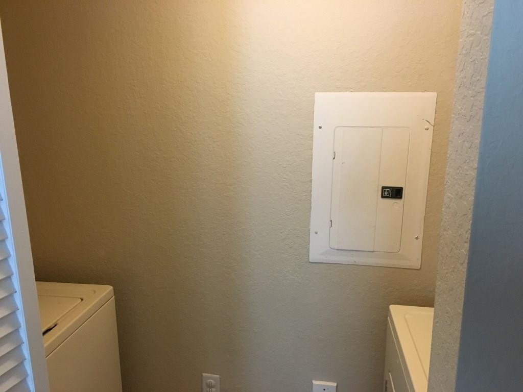 6384 West Sample Road, Unit 6384 Coral Springs, FL 33067 - Photo 8 of 21 Laundry