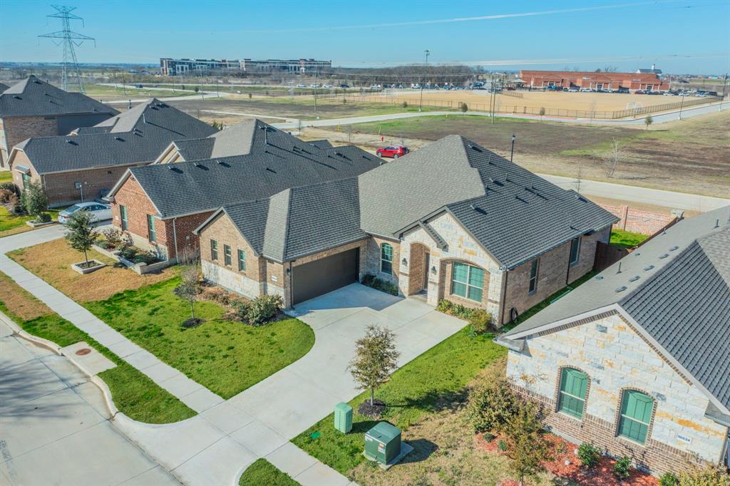 10638 Cherry Tree Way Grand Prairie, TX 76065 - Photo 35 of 39 Aerial view of home and yard