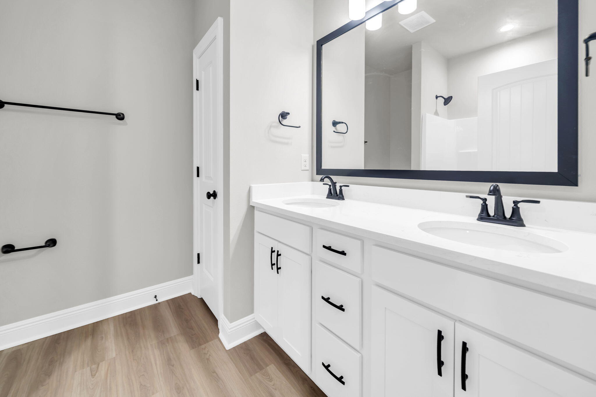 4603 Jayhawk Drive Crestview, FL 32539 - Photo 29 of 41 a bathroom with a sink and a mirror