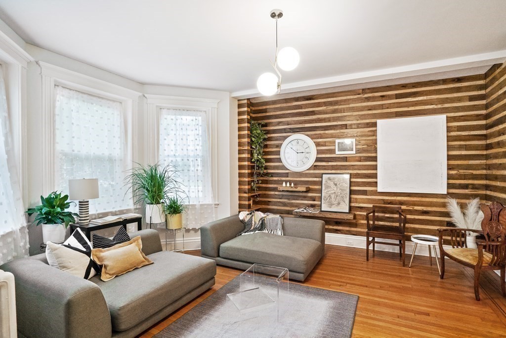 4 Euston Street, Unit 1 Brookline, MA 02446 - Photo 5 of 14