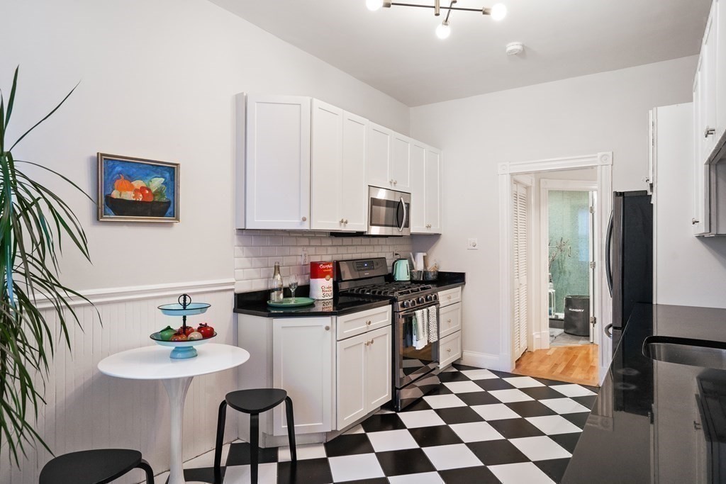 4 Euston Street, Unit 1 Brookline, MA 02446 - Photo 7 of 14