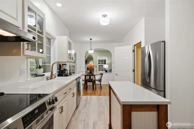 $775,000 | 16995 Seminole Road Northeast, Poulsbo, WA 98370