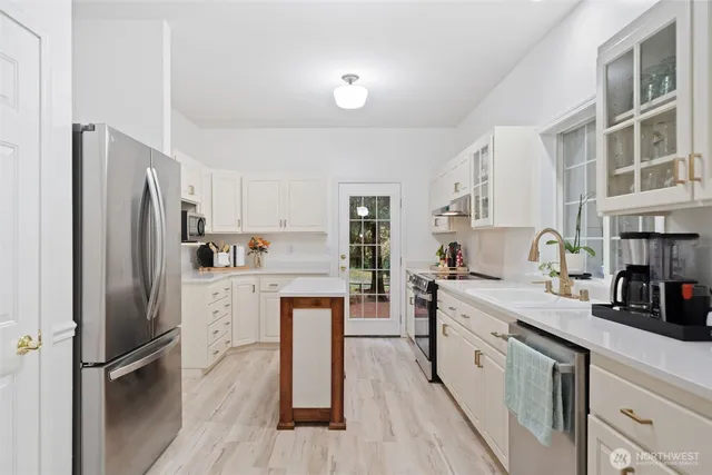 $775,000 | 16995 Seminole Road Northeast, Poulsbo, WA 98370