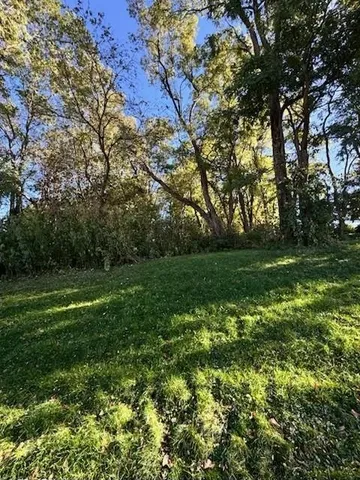 $40,000 | 525 Horizon Street, Highland, WI 53543