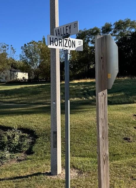 525 Horizon Street Highland, WI 53543 - Photo 3 of 5