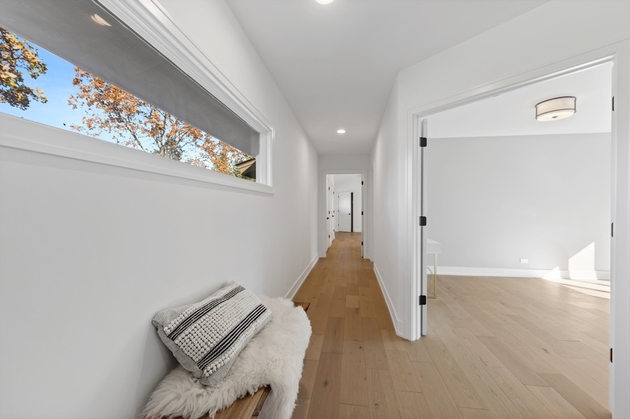 8100 Steepleside Drive Burr Ridge, IL 60527 - Photo 25 of 38