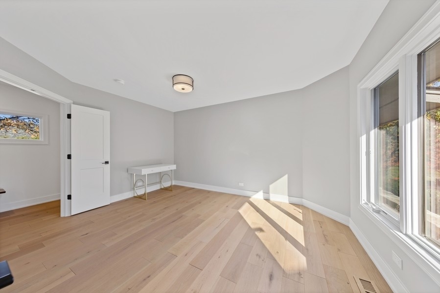 8100 Steepleside Drive Burr Ridge, IL 60527 - Photo 27 of 38