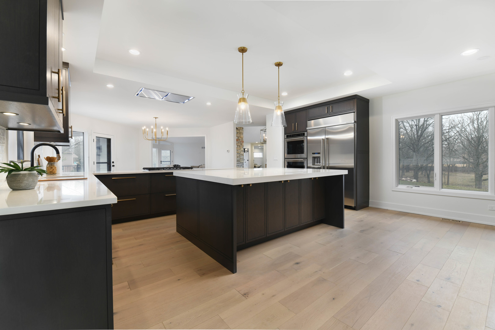 8100 Steepleside Drive Burr Ridge, IL 60527 - Photo 10 of 38