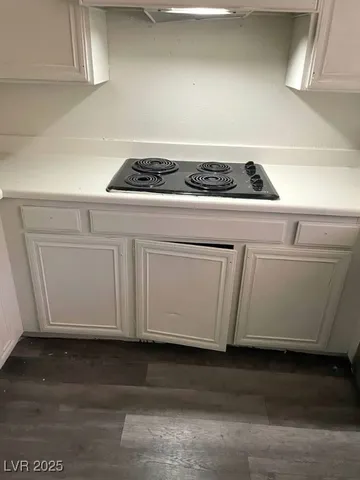 $1,100 | 2818 Calle Del Oro, Las Vegas, NV 89120