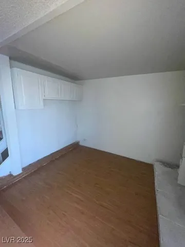 $1,100 | 2818 Calle Del Oro, Las Vegas, NV 89120