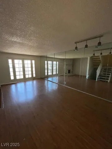 $1,100 | 2818 Calle Del Oro, Las Vegas, NV 89120